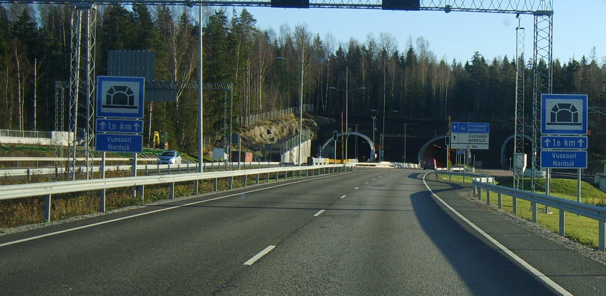 Дорога в Порт Vuosaari Nordsjo Keha Ring III